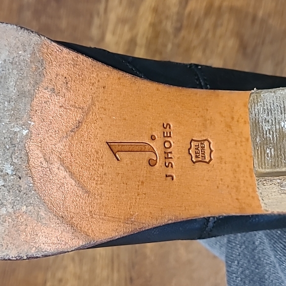 Belgrave Short Leather Boots - Picture 5 of 5